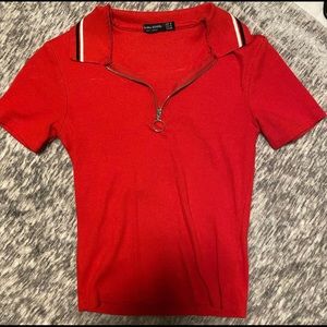 Red shirt with working zipper. Xs